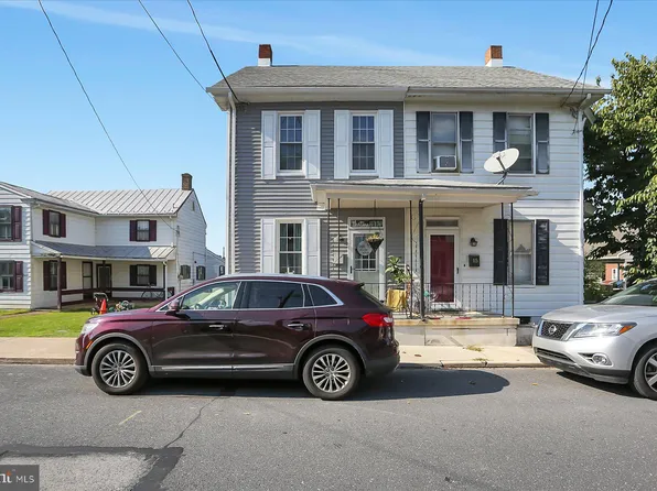 13 E Green St, Shiremanstown, PA 17011