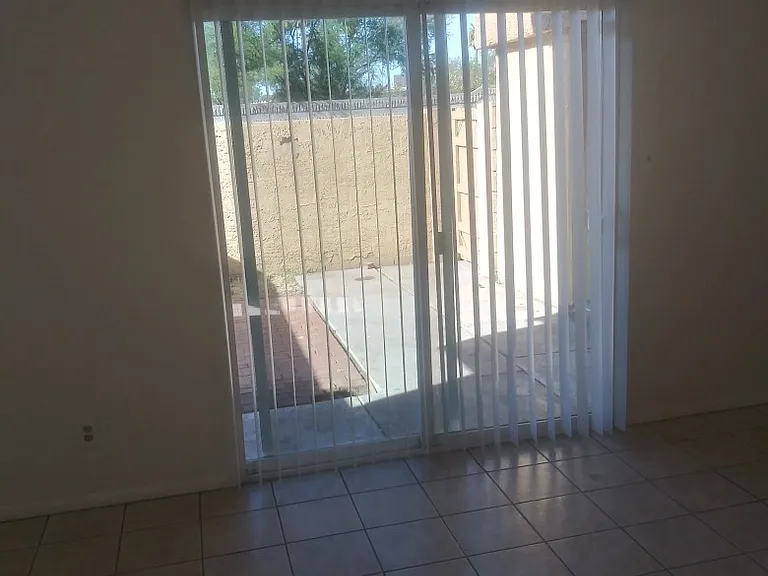 4709 E Jones Ave — Photo 20