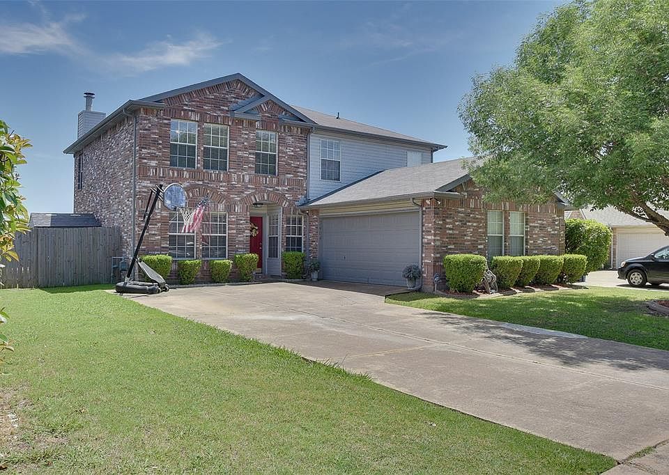 1st image of 3404 Ashwood Ln