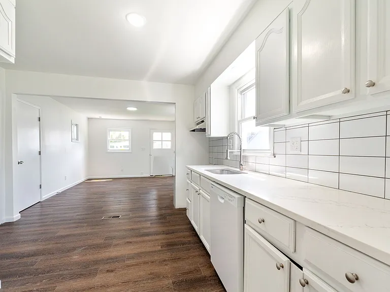 2857 Woodgrove Dr — Photo 5