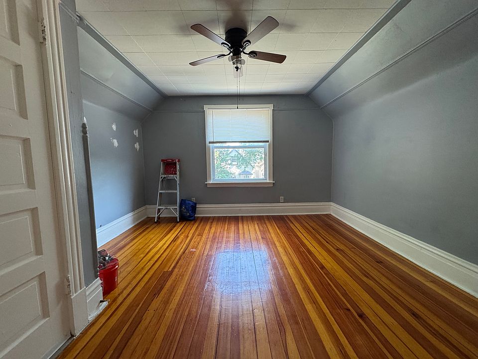 1st image of 3119 W Cortland St #2