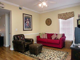 2nd Floor Living Room