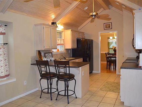 5th image of 1210 Galway Dr