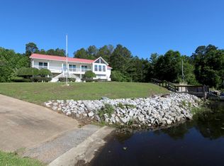 11 Roberts Dr, West Point, MS 39773