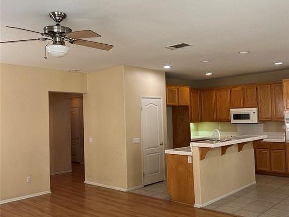 3rd image of 30606 Tomales Ln
