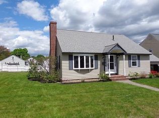 343 University Ave, Lowell, MA 01854