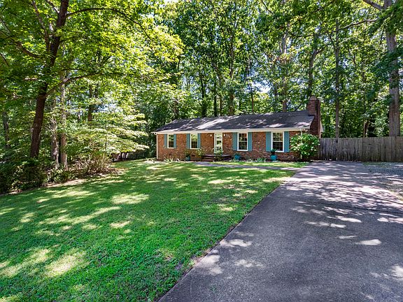 2nd image of 940 Clarion Dr