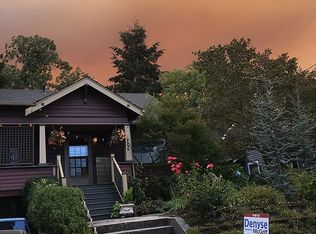 706 4th St, Oregon City, OR 97045
