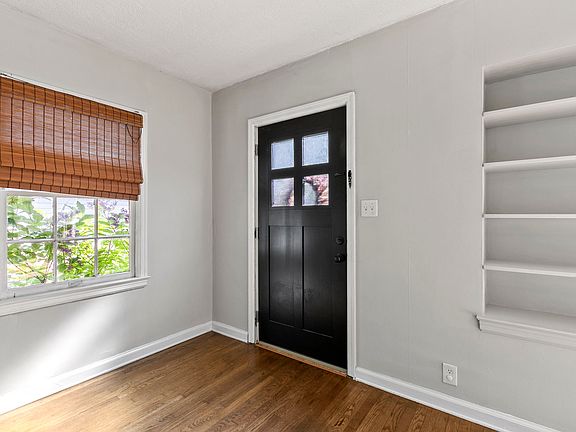 5th image of 4970 N Kingsley Dr