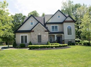 492 White Rabbit Trl, Rochester, NY 14612