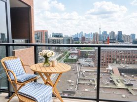 270 Dufferin St