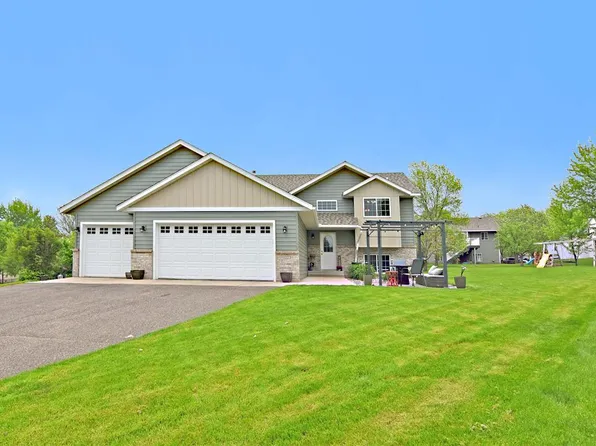 1223 Cary Ct, Saint Joseph, MN 56374