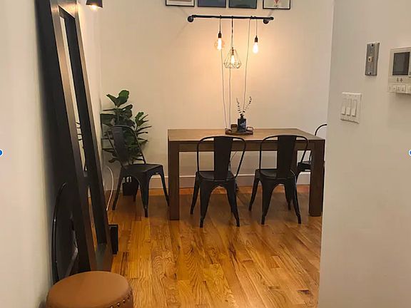 2nd image of 170 Meserole St APT 3R