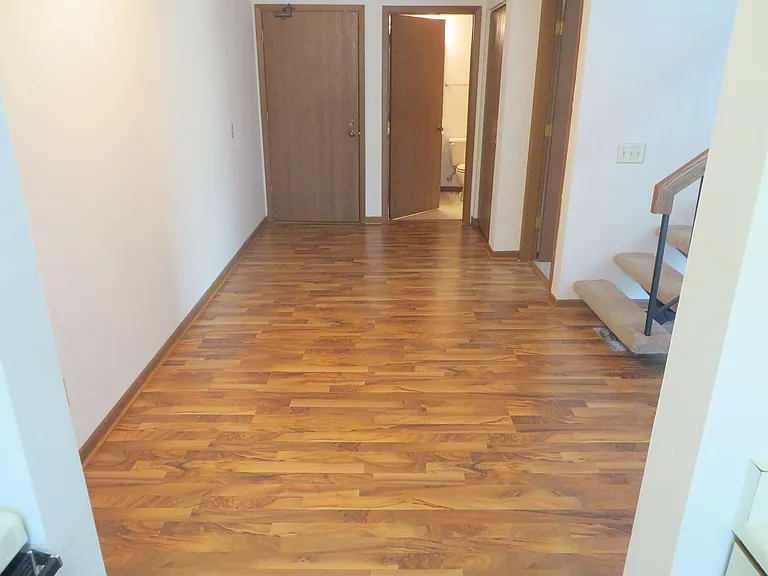 Orchard Village Apartments — Photo 178