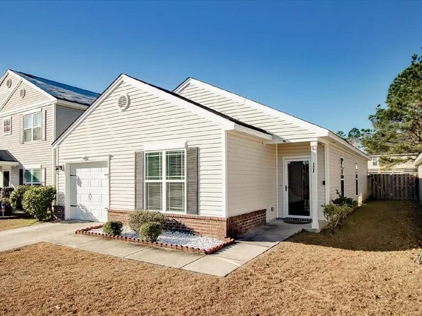 11 Summer Lake Way, Savannah, GA 31407