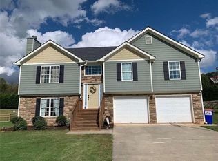 8250 Mountain Glen Dr, Clermont, GA 30527
