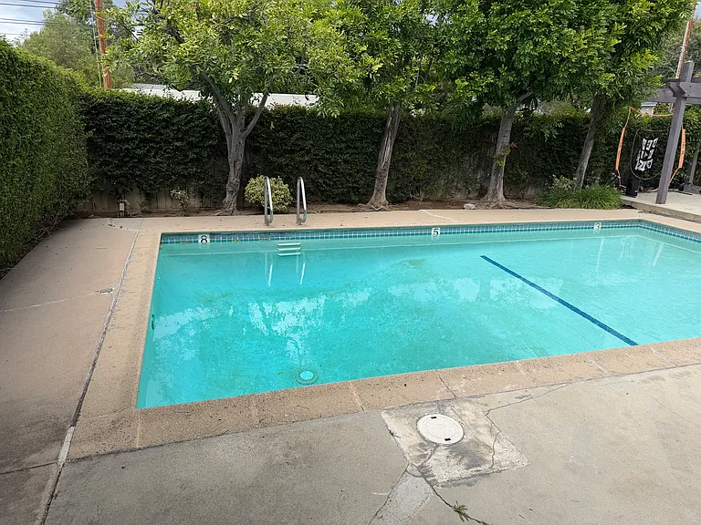 Monterey Gardens — Photo 10