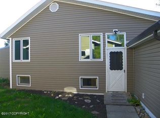 20 Harriet Ave, Fairbanks, AK 99701