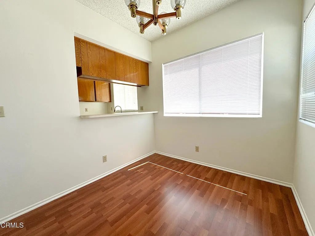 2 bed, 2.0 bath, 875 sqft, $2,600 — Photo 3