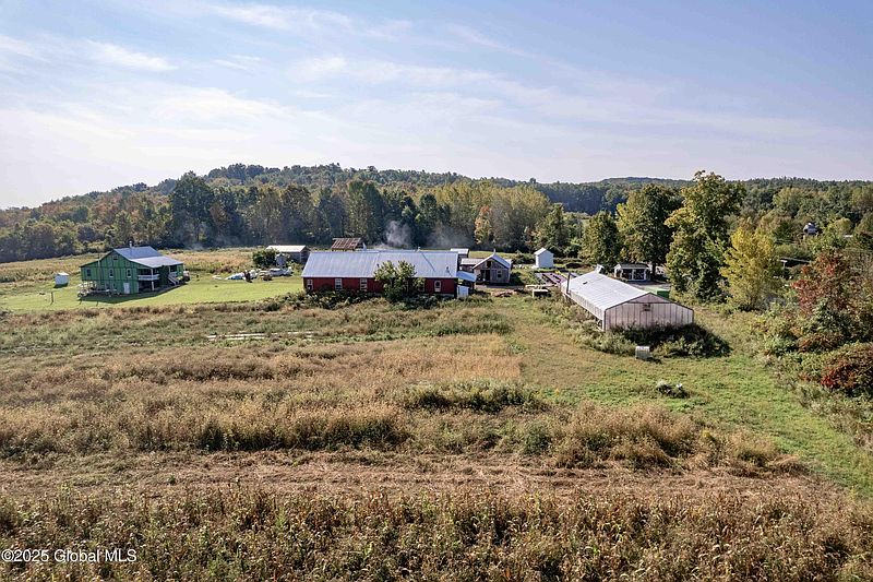 5th image of 329 Anderson Road