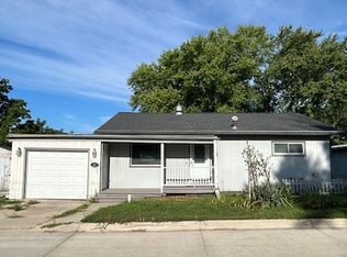 541 3rd Street Pl, Nevada, IA 50201