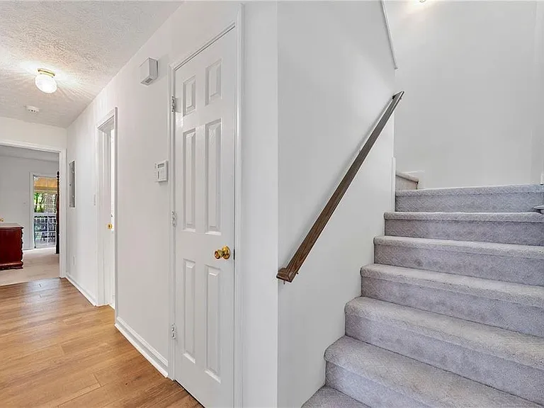 3040 Majestic Park Ct — Photo 9