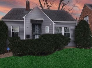 417 W McClellan St, Flint, MI 48505