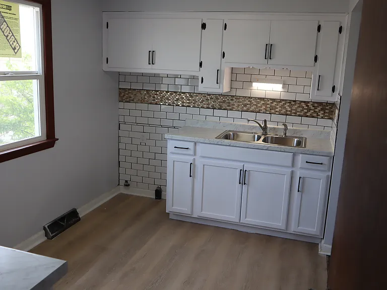 307 S 74th St #2 — Photo 21