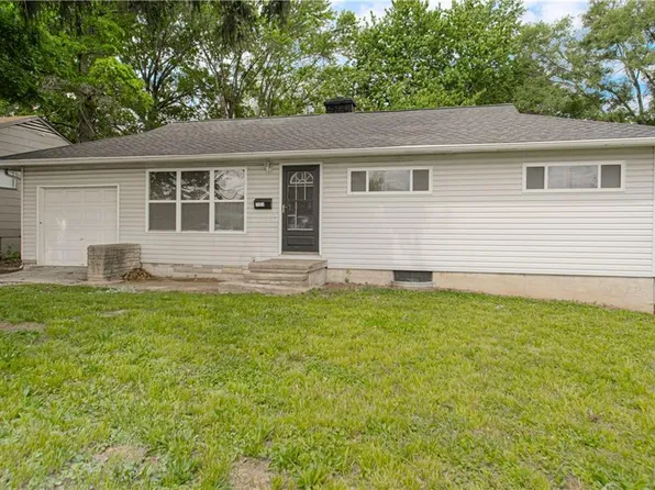 11004 Blue Ridge Blvd, Kansas City, MO 64134