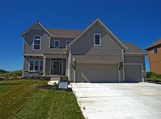 24912 W 91st Pl, Lenexa, KS 66227