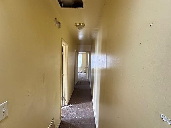 4th image of 1908 E Federal St