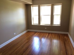 1650 W 57th St APT 2W, Chicago, IL 60636