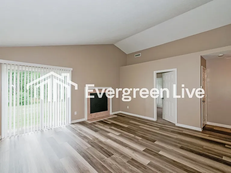 2719 Wortham Way — Photo 3
