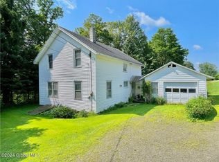 121 Hawkins Rd, Maryland, NY 12116