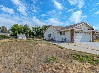 8777 Kim Ln, Riverside, CA 92509