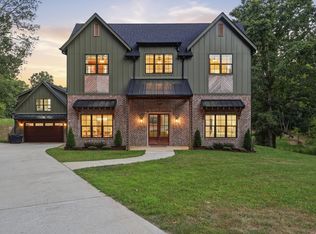 3061 Baggett Trl, Signal Mountain, TN 37377