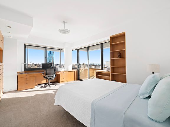 4th image of 275 W 96th St #Penthouse A