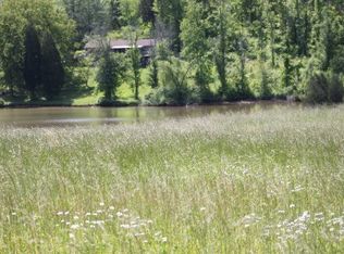 Devault Rd, Louisville, TN 37777