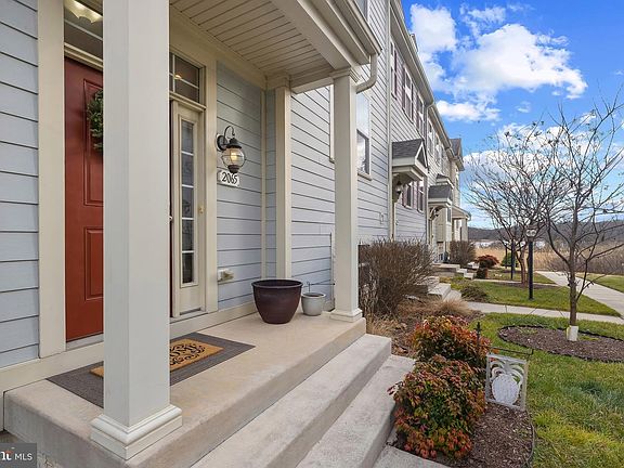 3rd image of 2065 Case Rd