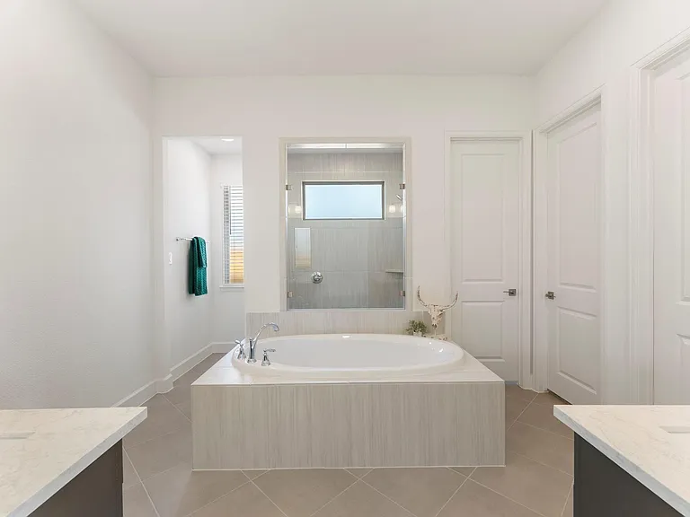 26545 Pioneer Pointe Ct — Photo 17