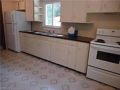 4th image of 1795 & 1797 Tanglewood Dr
