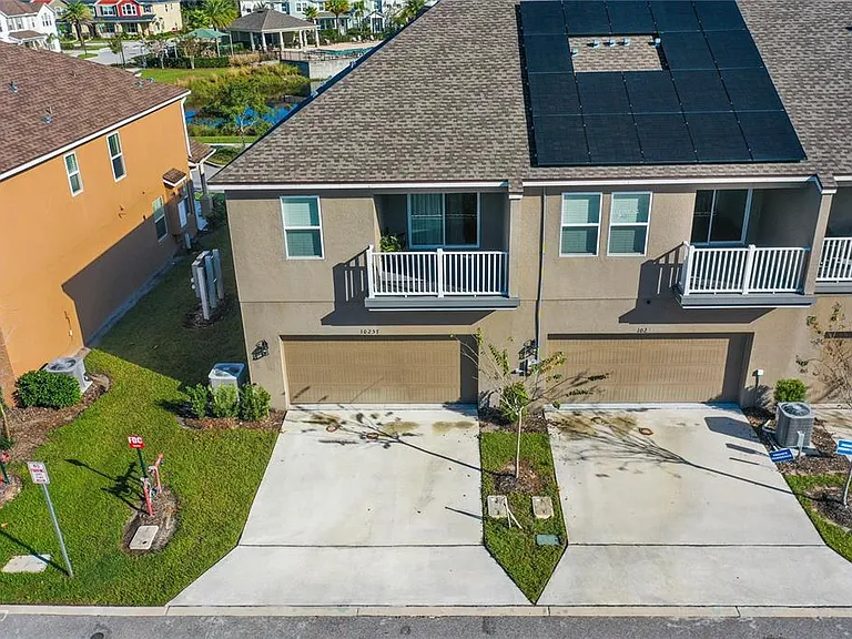 10251 Highline Crest St — Photo 5