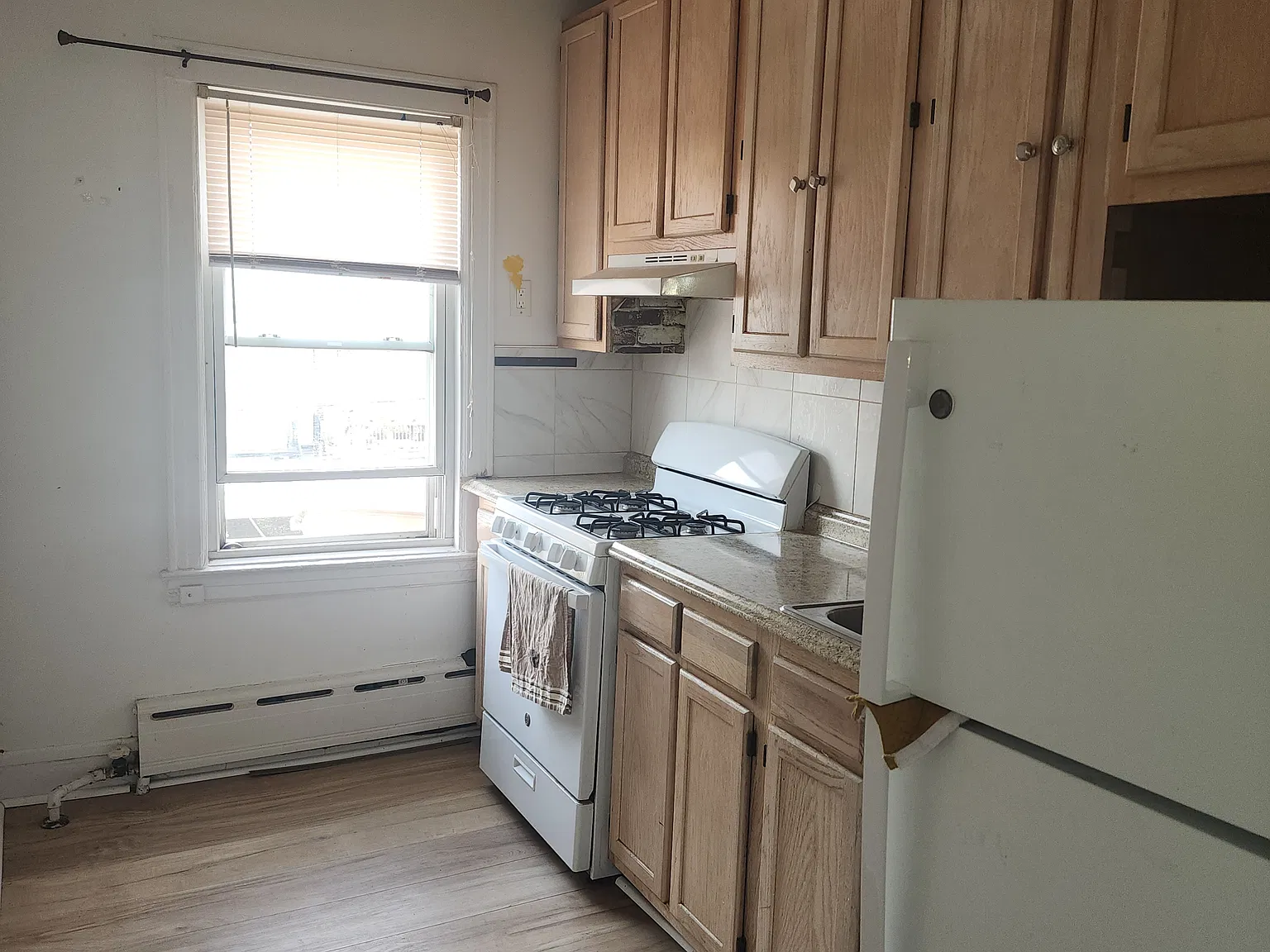 4 bed, $3,500 — Photo 2