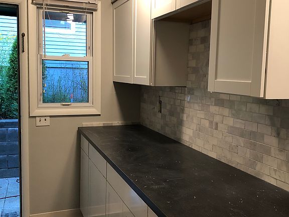 5th image of 518 W Hoover Ave #522