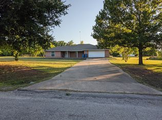 2920 Overton Ct, Granbury, TX 76048