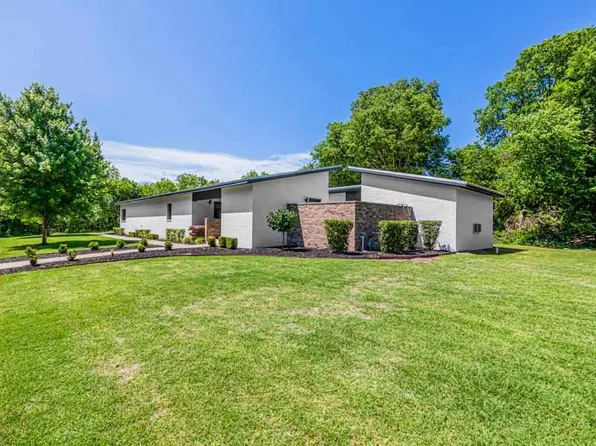 916 S Wicklow St, Stillwater, OK 74074