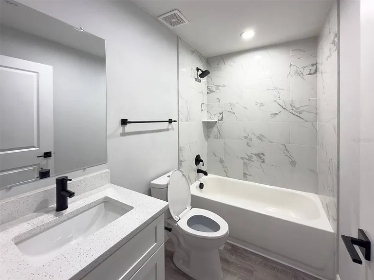 824 Hanover Ave — Photo 6