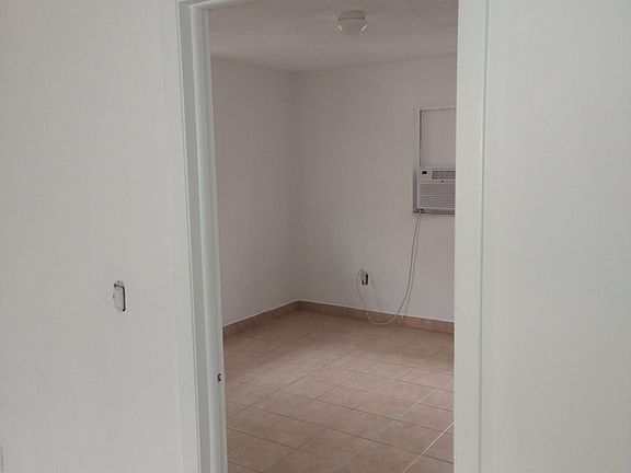 5th image of 5628 9th Ave