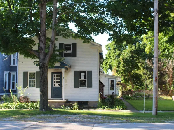 11 E Front St, Milan, OH 44846