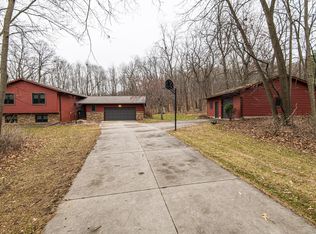 6986 Mesabi Ct NW, Rochester, MN 55901